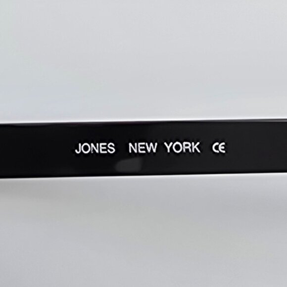 Jones New York J1332 Black Gunmetal Frame Green Lens Sunglasses Hong Kong 50mm main image 6